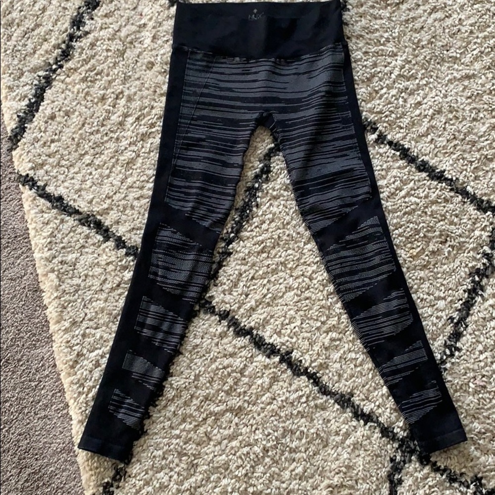 NUX Leggings